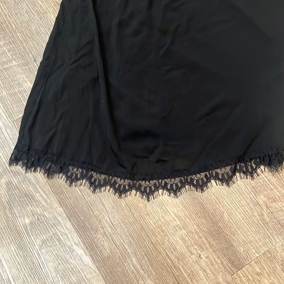 Fantaist Women’s Black Halter Dress size M with lace hem - Picture 5 of 9